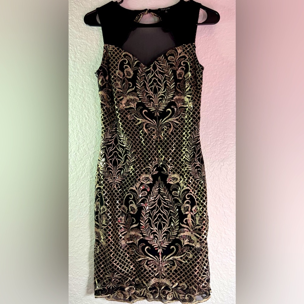 Black and Golden Backless Dress.
